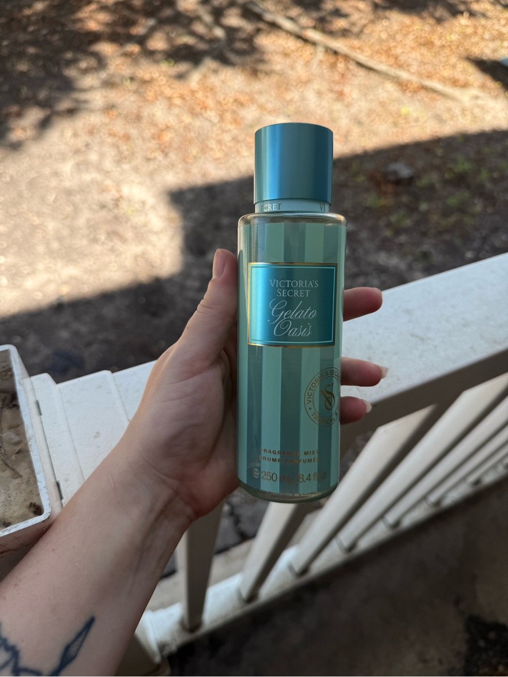 Victoria's Secret Gelato Oasis Fragrance Mist 8.4 oz